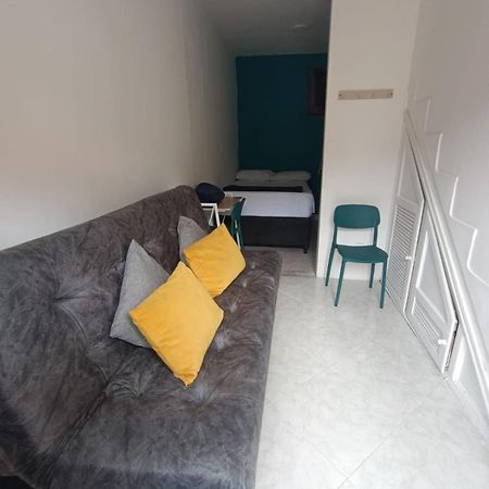 Confortable Habitacion En Apartamento Amoblado 하르딘 외부 사진